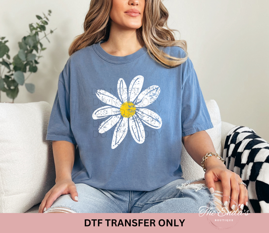 Distressed Daisy DTF Transfer